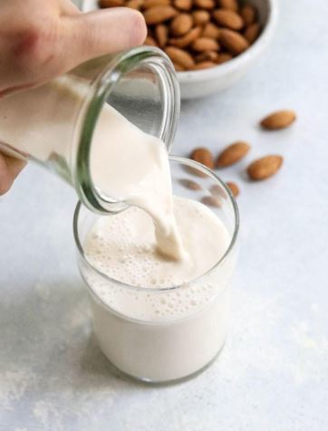 Badam milk benefits in hindi